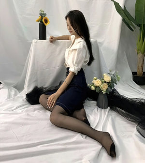 征服同學端莊母親的小說