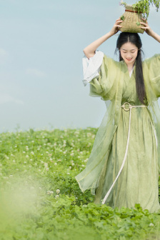 男子進居民樓舔女住戶高跟鞋