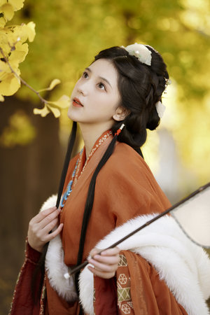 女生講述私密照被前男友發(fā)境外論壇