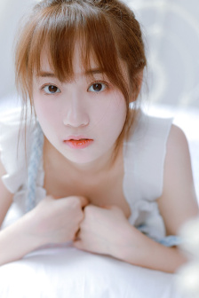 流浪歌手模仿黃家駒