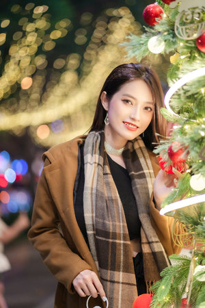 韓國電影漂亮的售樓小姐在線觀看